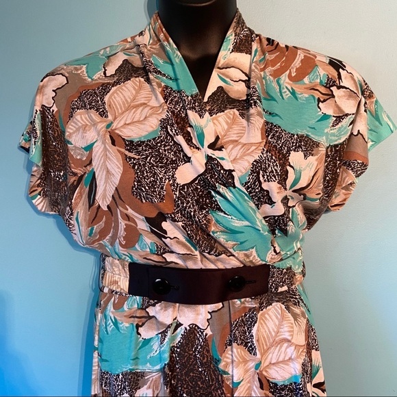 Vintage  D’allairds Hawaiian‎ dress - Picture 2 of 9